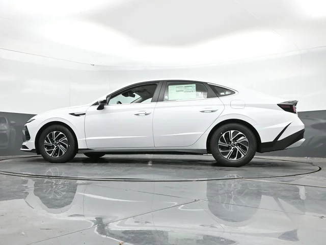 Nuevos HYUNDAI SONATA HYBRID à Estados chez autogozo