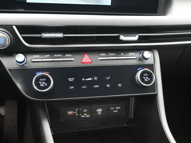 Nuevos HYUNDAI SONATA HYBRID à Estados chez autogozo