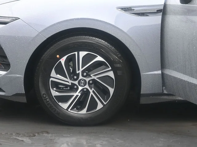 Nuevos HYUNDAI SONATA HYBRID à Estados chez autogozo