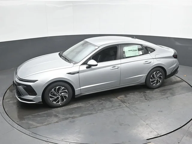 Nuevos HYUNDAI SONATA HYBRID à Estados chez autogozo