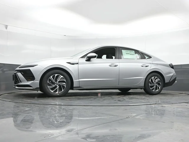 Nuevos HYUNDAI SONATA HYBRID à Estados chez autogozo