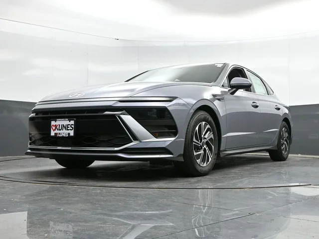 Nuevos HYUNDAI SONATA HYBRID à Estados chez autogozo