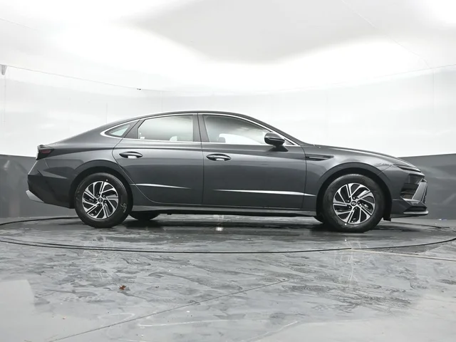 Nuevos HYUNDAI SONATA HYBRID à Estados chez autogozo