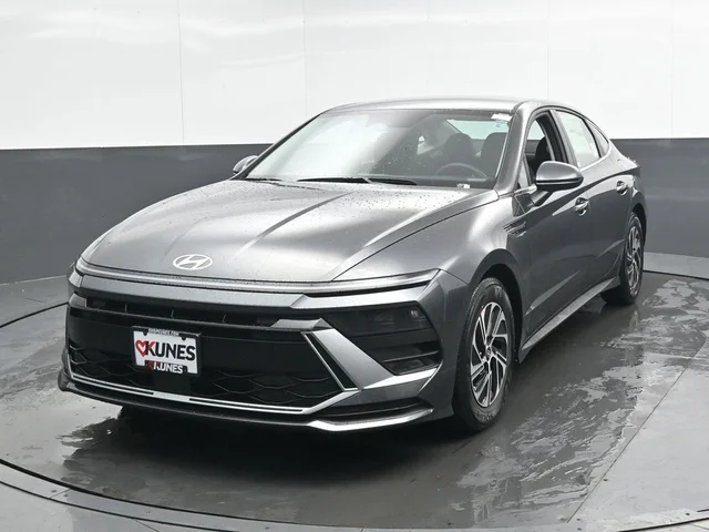 Nuevos HYUNDAI SONATA HYBRID à Estados chez autogozo