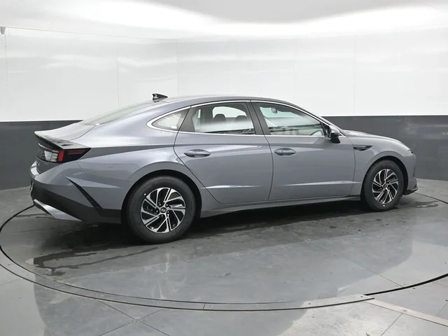 Nuevos HYUNDAI SONATA HYBRID à Estados chez autogozo