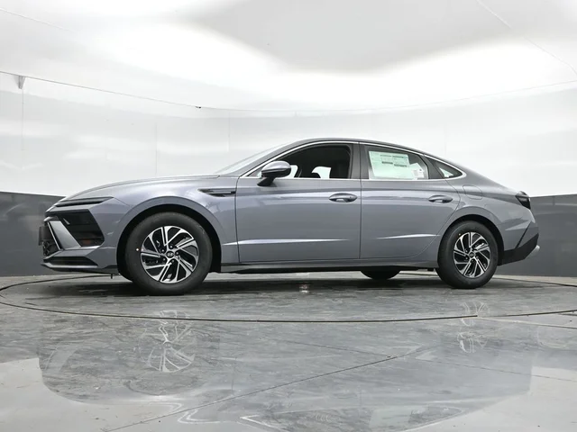 Nuevos HYUNDAI SONATA HYBRID à Estados chez autogozo