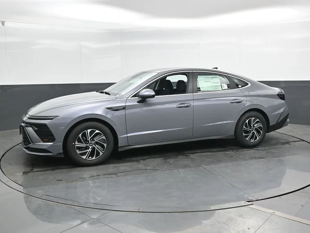 Nuevos HYUNDAI SONATA HYBRID à Estados chez autogozo