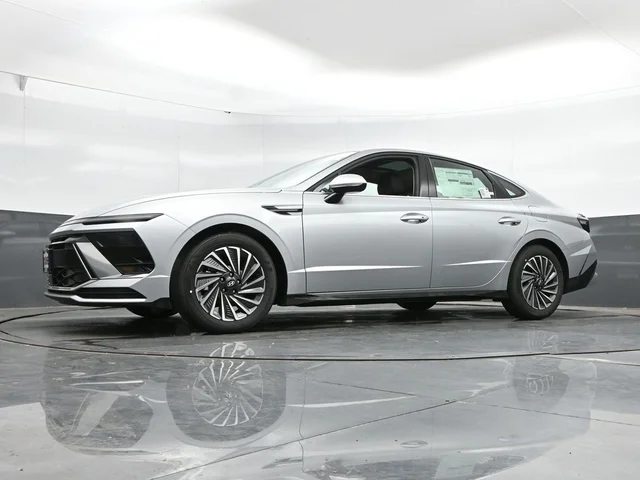 Nuevos HYUNDAI SONATA HYBRID à Estados chez autogozo