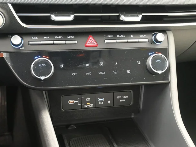 Nuevos HYUNDAI SONATA à Estados chez autogozo