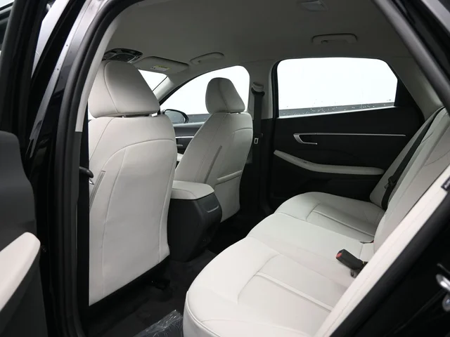 Nuevos HYUNDAI SONATA à Estados chez autogozo
