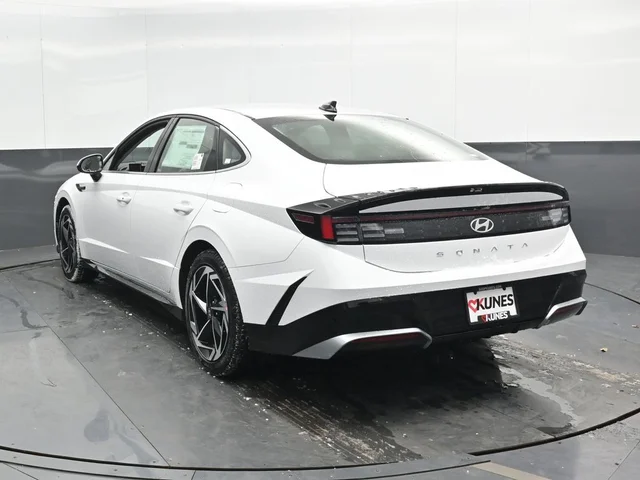 Nuevos HYUNDAI SONATA à Estados chez autogozo