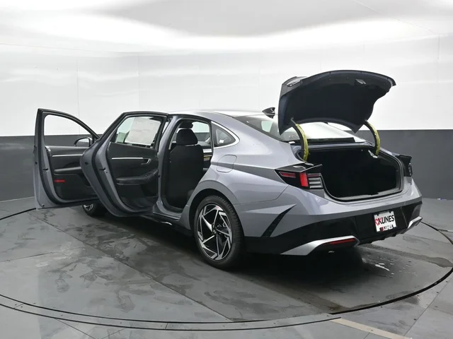Nuevos HYUNDAI SONATA à Estados chez autogozo