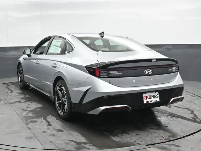 Nuevos HYUNDAI SONATA à Estados chez autogozo