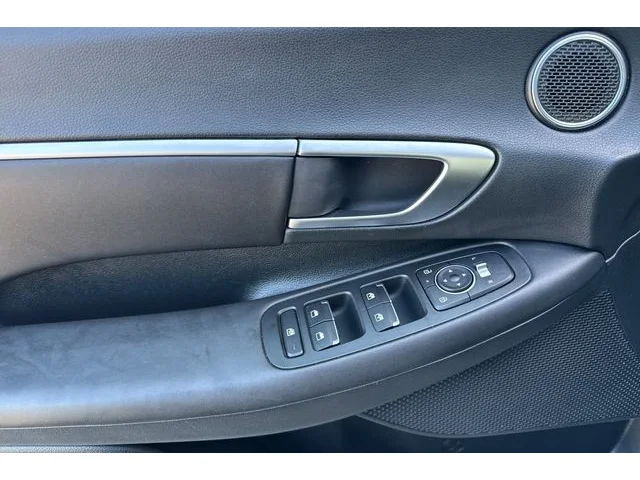 SEMINUEVOS HYUNDAI Sonata at ELK GROVE in Elk Grove Buick GMC