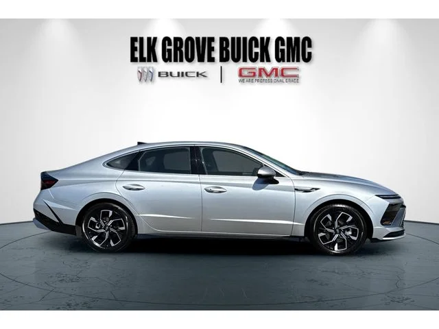 SEMINUEVOS HYUNDAI Sonata at ELK GROVE in Elk Grove Buick GMC