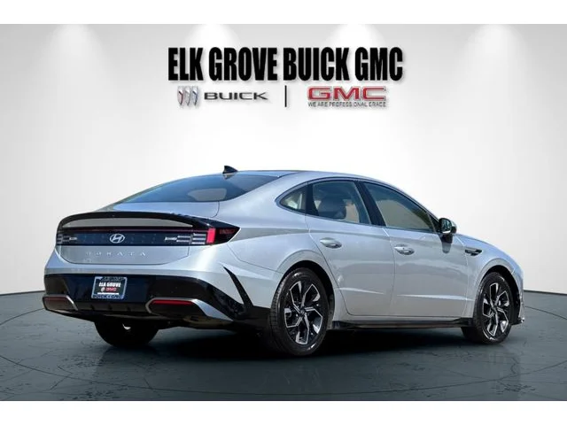 SEMINUEVOS HYUNDAI Sonata at ELK GROVE in Elk Grove Buick GMC