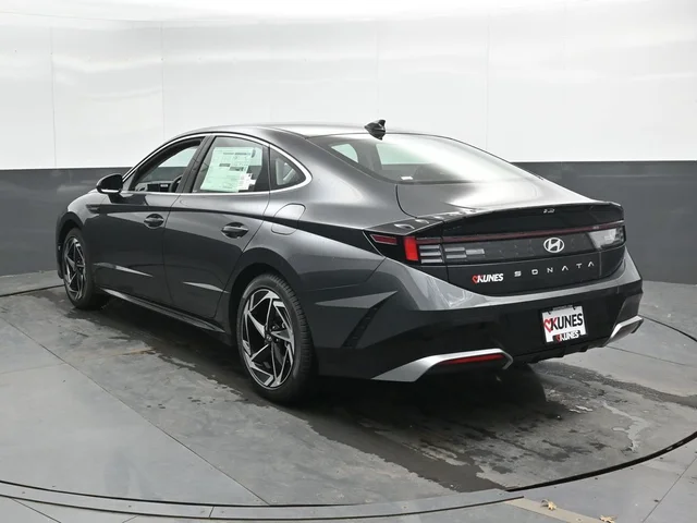 Nuevos HYUNDAI SONATA à Estados chez autogozo