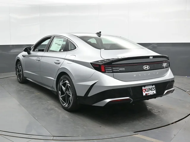 Nuevos HYUNDAI SONATA à Estados chez autogozo
