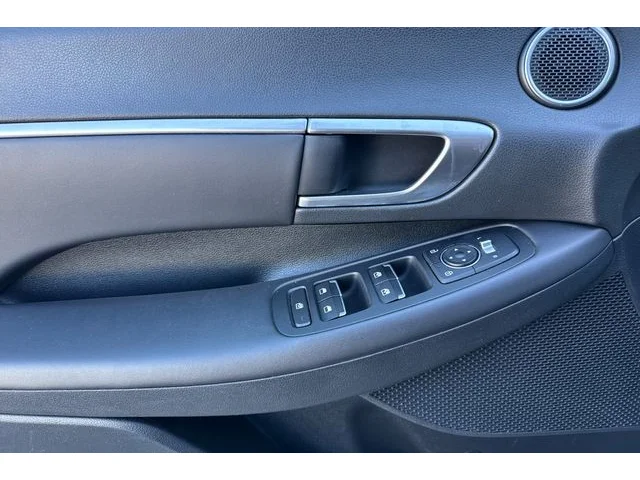 SEMINUEVOS HYUNDAI Sonata at ELK GROVE in Elk Grove Buick GMC