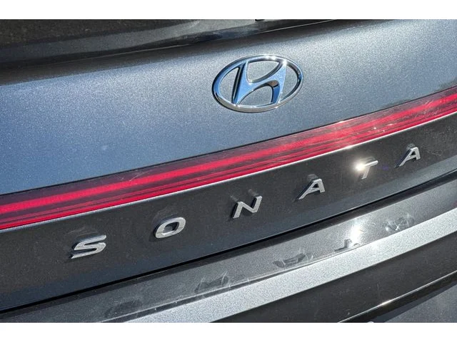 SEMINUEVOS HYUNDAI Sonata at ELK GROVE in Elk Grove Buick GMC