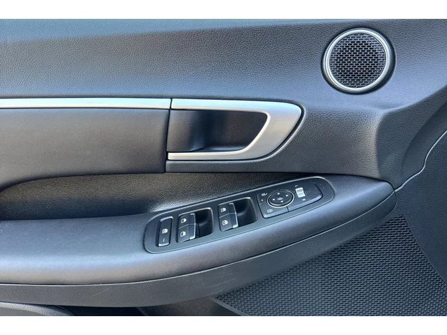 Pre-Owned HYUNDAI Sonata at Anderson Honda in Palo Alto