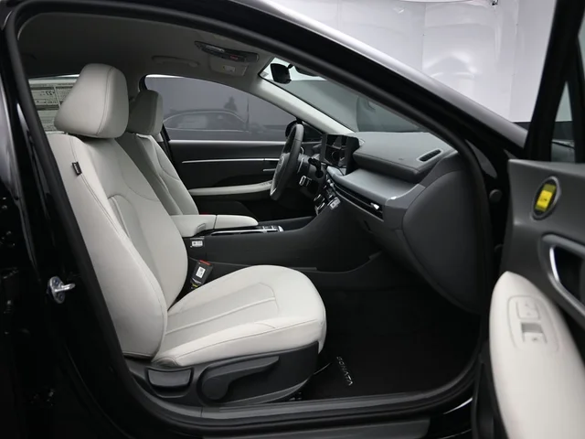 Nuevos HYUNDAI SONATA à Estados chez autogozo