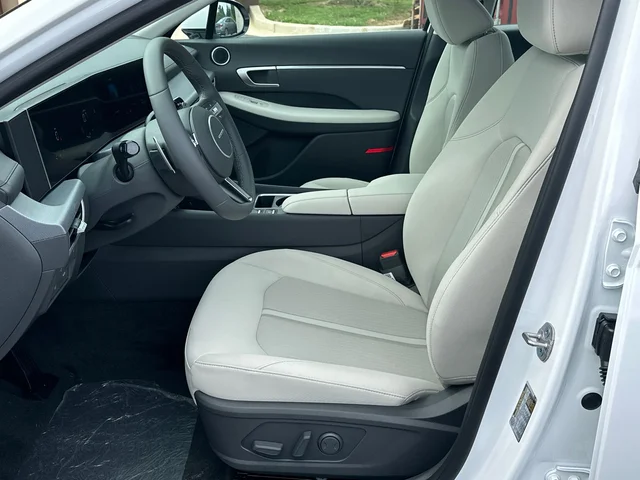Nuevos HYUNDAI SONATA à Estados chez autogozo
