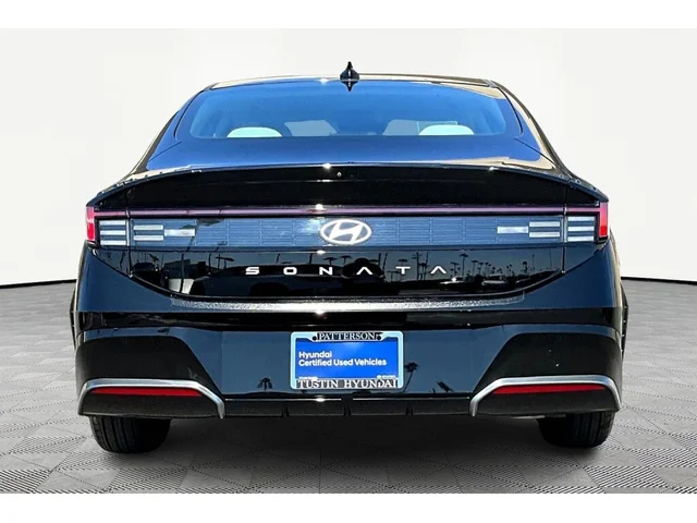 SEMINUEVOS HYUNDAI Sonata a Tustin    en Tustin Hyundai