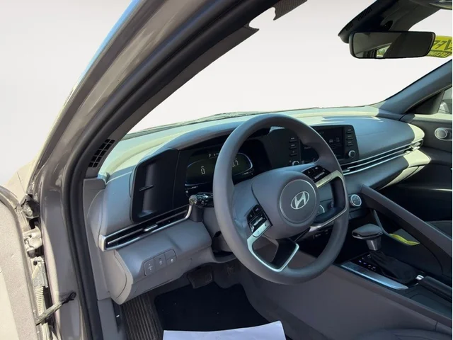 SEMINUEVOS HYUNDAI Elantra a Estados en autogozo