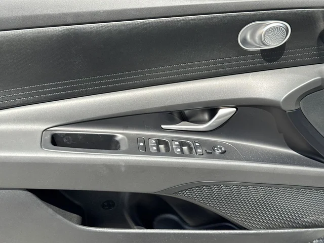 Nuevos HYUNDAI ELANTRA à Estados chez autogozo