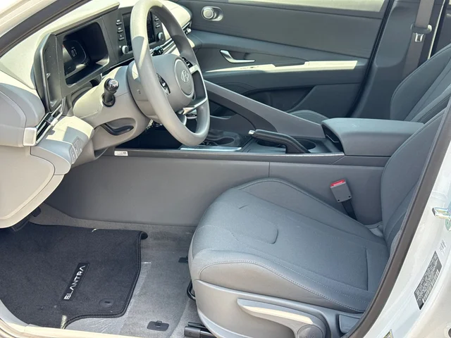 Nuevos HYUNDAI ELANTRA à Estados chez autogozo