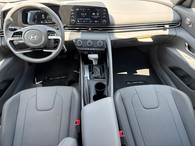 Nuevos HYUNDAI ELANTRA à Estados chez autogozo