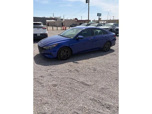 SEMINUEVOS HYUNDAI Elantra a Estados en autogozo