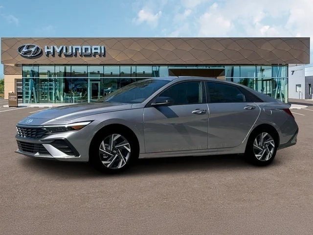 Nuevos HYUNDAI ELANTRA at Tustin Hyundai in Tustin   