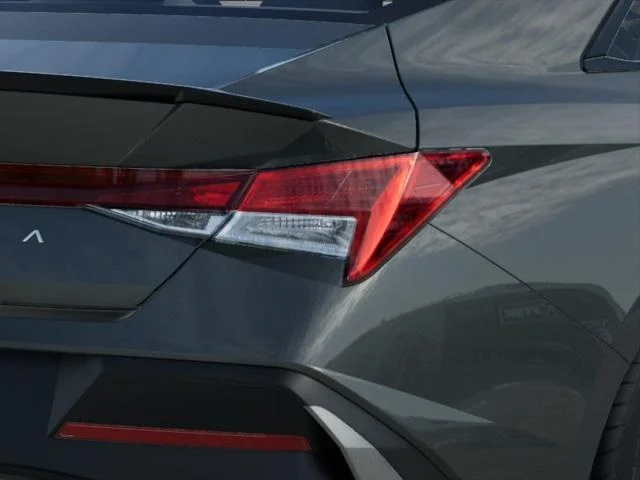 Nuevos HYUNDAI ELANTRA at Tustin Hyundai in Tustin   