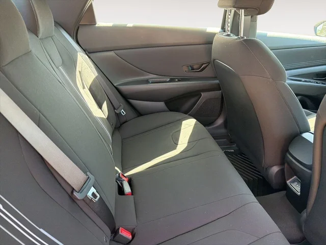 Nuevos HYUNDAI ELANTRA à Estados chez autogozo