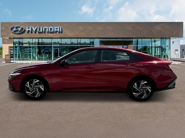 Nuevos HYUNDAI ELANTRA at Tustin Hyundai in Tustin   