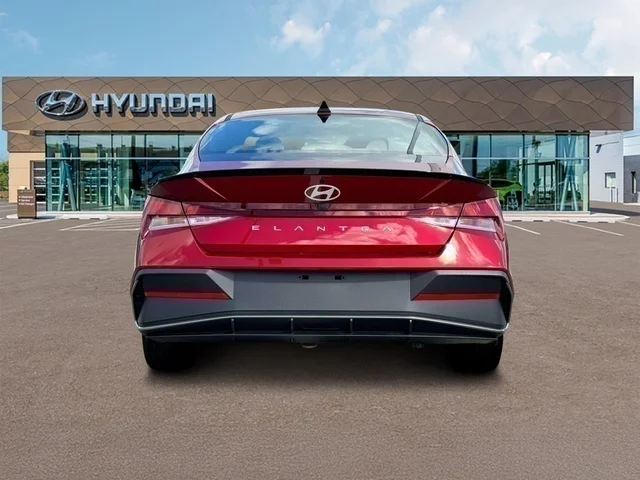 Nuevos HYUNDAI ELANTRA at Tustin Hyundai in Tustin   