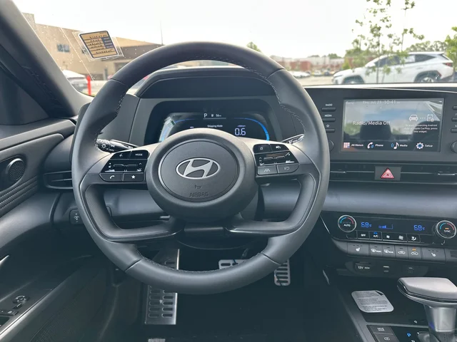 Nuevos HYUNDAI ELANTRA à Estados chez autogozo