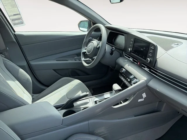 Nuevos HYUNDAI ELANTRA à Estados chez autogozo