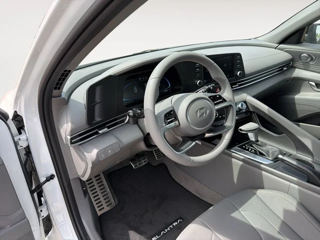 Nuevos HYUNDAI ELANTRA à Estados chez autogozo