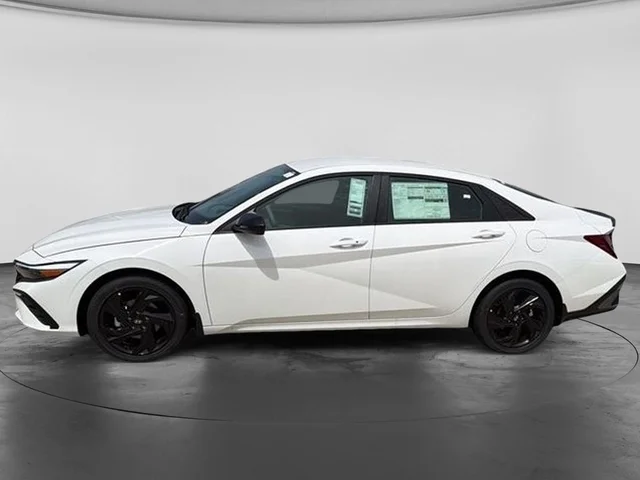 Nuevos HYUNDAI ELANTRA à Estados chez autogozo