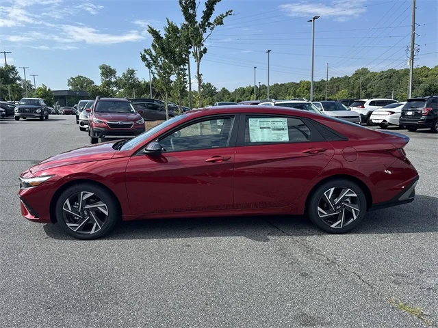 Nuevos HYUNDAI ELANTRA at Gainesville Hyundai in Gainesville