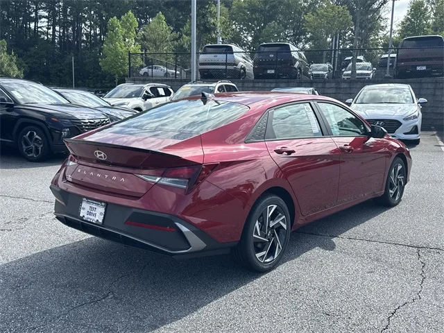 Nuevos HYUNDAI ELANTRA at Gainesville Hyundai in Gainesville