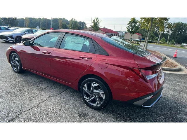 Nuevos HYUNDAI ELANTRA at Gainesville Hyundai in Gainesville