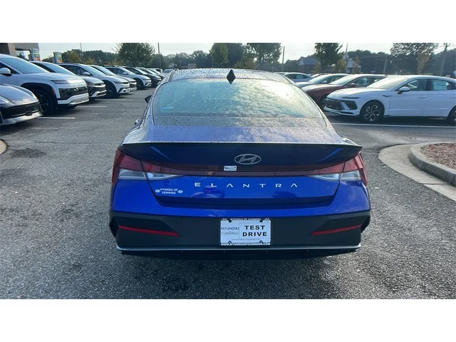 Nuevos HYUNDAI ELANTRA at Gainesville Hyundai in Gainesville