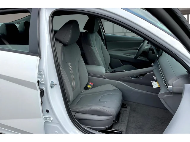 Nuevos HYUNDAI ELANTRA at Gainesville Hyundai in Gainesville