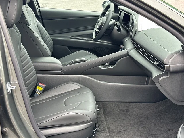 Nuevos HYUNDAI ELANTRA à Estados chez autogozo