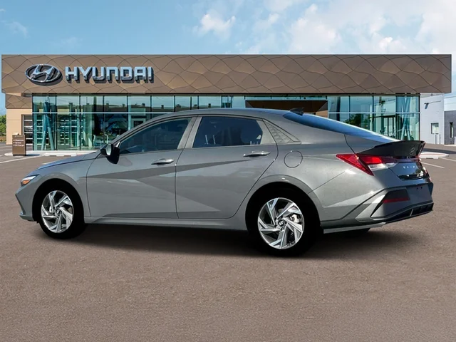 Nuevos HYUNDAI ELANTRA at Tustin Hyundai in Tustin   