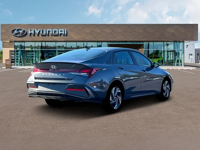 Nuevos HYUNDAI ELANTRA at Tustin Hyundai in Tustin   